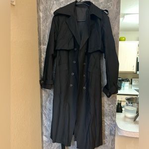 New without tags, Never Worn Ladies Trench Coat